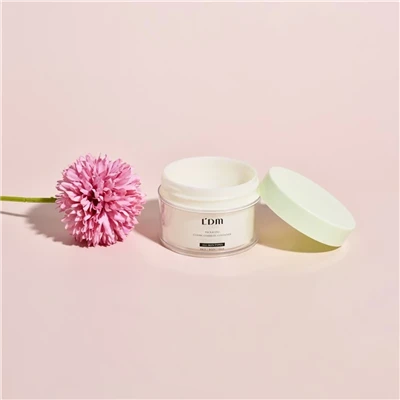 Pot de crème blanche